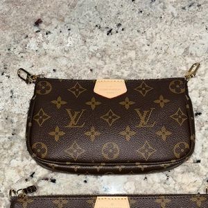 Louis Vuitton Multi Pochette Small Pochette